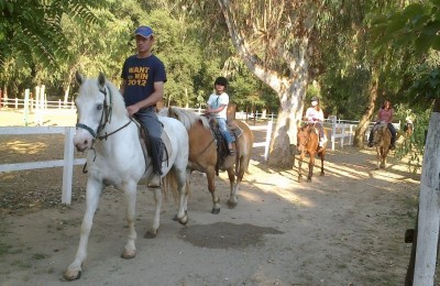 a cavallo con baia del silenzio