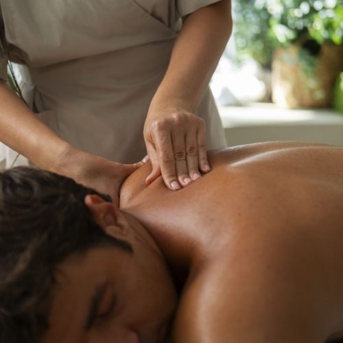 Massaggio californiano - Resort Baia del Silenzio